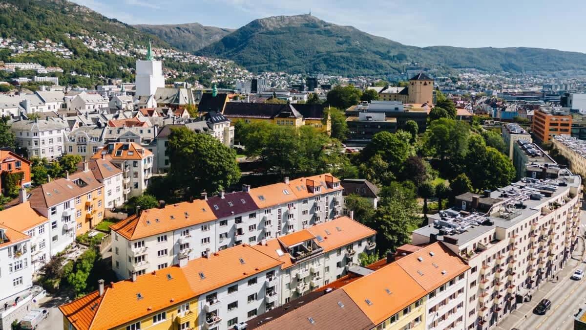 Dinbnb I Family I Fully Equipped & Parking Opportunities Lejlighed Bergen